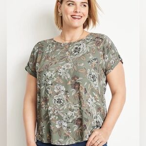 Maurices Delton Zipper Back Blouse